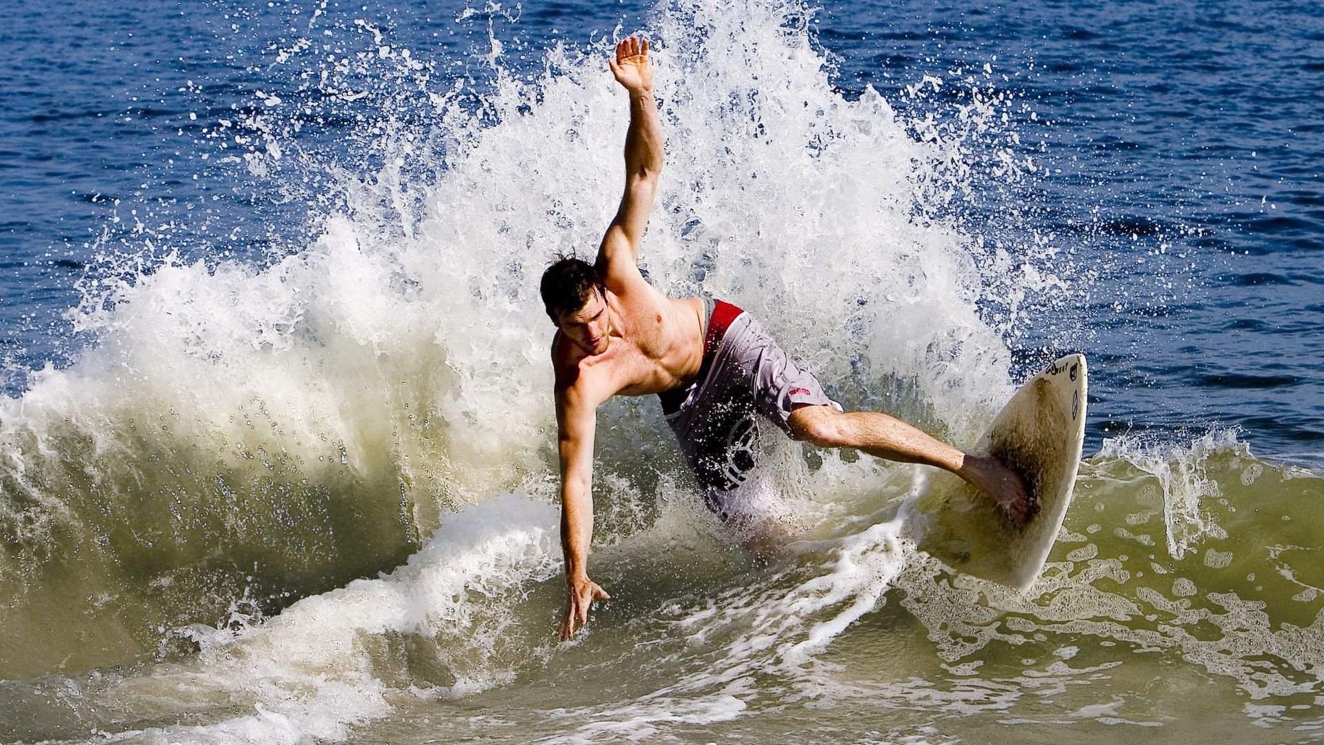 线上青训课程持续优化，推动全民享受优质体育资源，线上体育教育